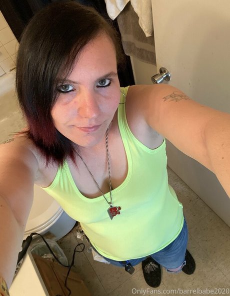 barrelbabe2020 exclusive star image
