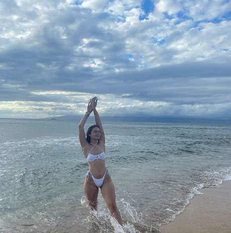 Nariluvsu hot model pictures