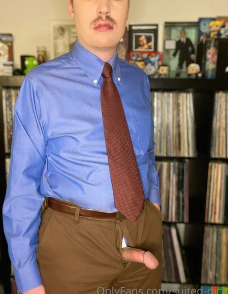 petersuitandtie pretty pornstar picture