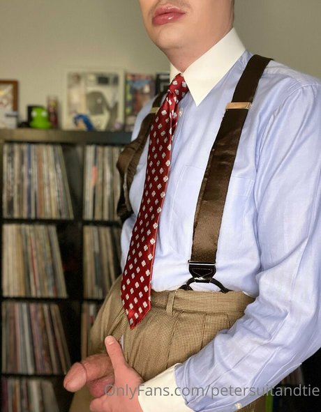 petersuitandtie art actress archive