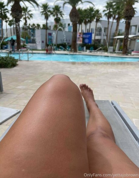 yettajobrown pornstar nude photos