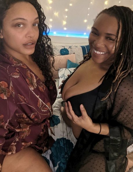 yettajobrown free actress pictures