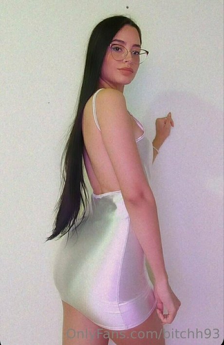 bitchh93 exclusive star photo