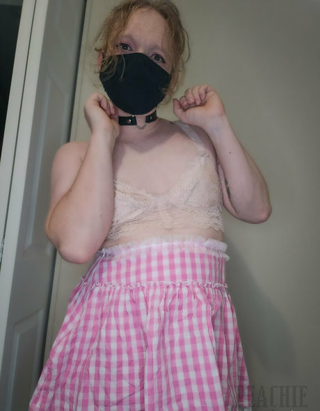 peachiepremium art actress image