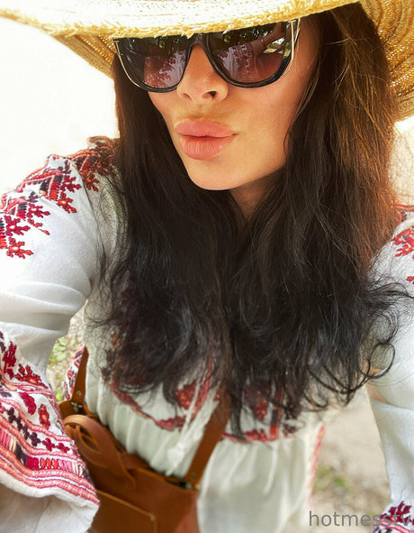 hotmesstv sexy actress pictures