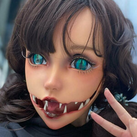 lamia oni sama naked star img