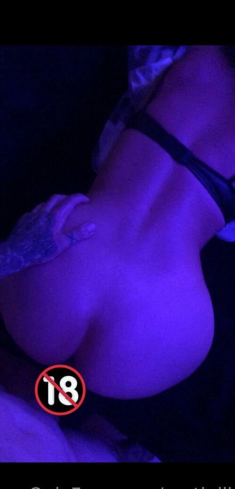 erotiniii star high quality img