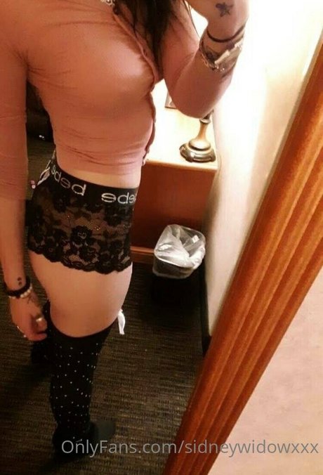 sidneywidowxxx pornstar nude archive