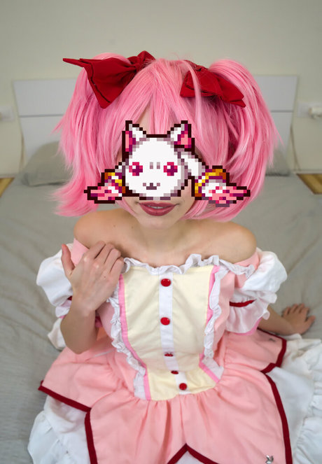 meikittyx model erotic pic