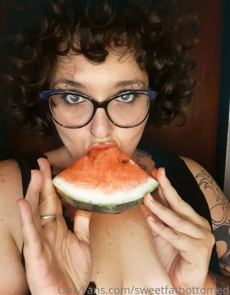 sweetfatbottomed pornstar nude pics