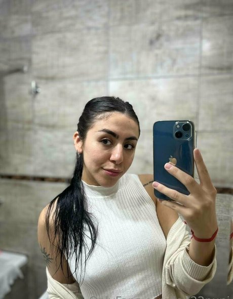 lou22pupi xxx star pics