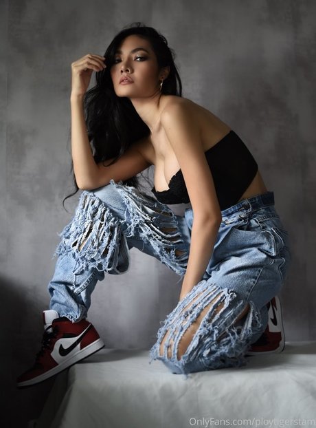 Ploytigerstam free star photos