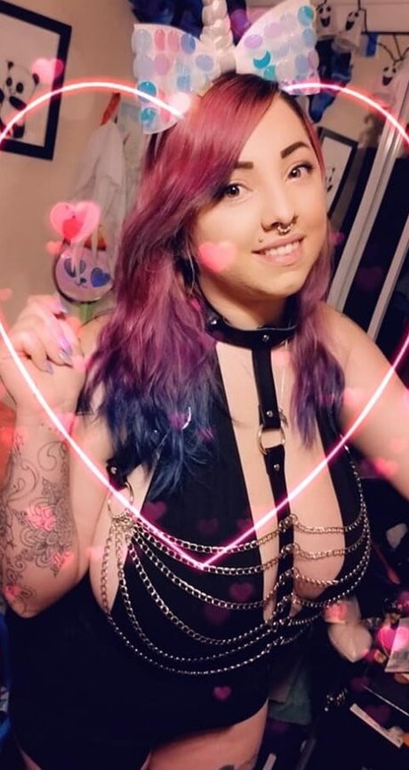 Pandacutie420 naked pornstar pics