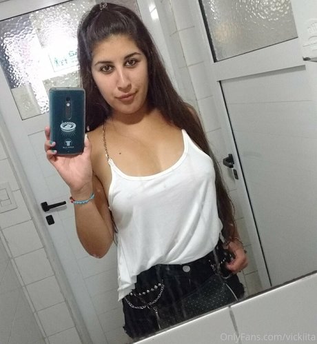 vickiita star high quality images