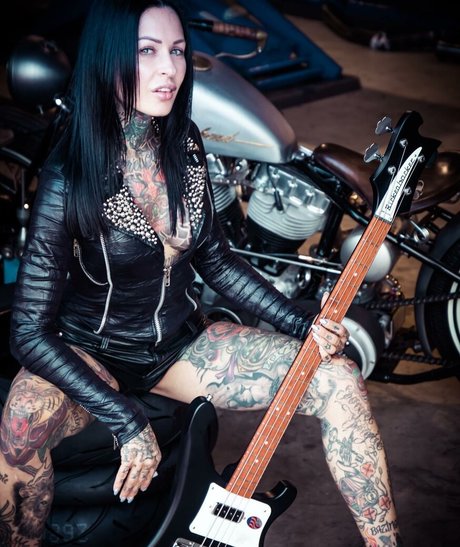 FemkeFTW model high quality pic