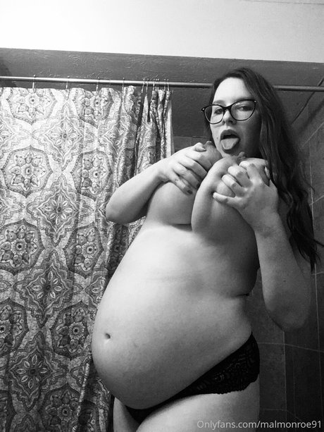 mal monroe star hot archive