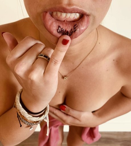 Courtney Ternullo model top images