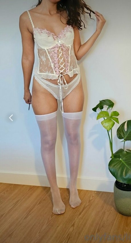 Littleviee nudes pornstar image