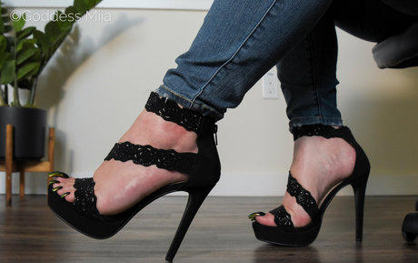 Goddess Miiaa model high quality pic