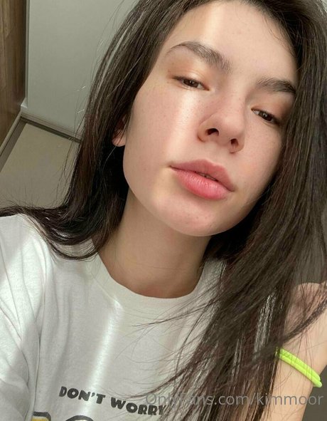 Kim Moor star nude pic