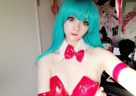 Hirariann model adult gallery