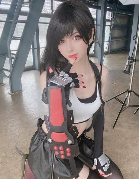 Hirariann art star photo