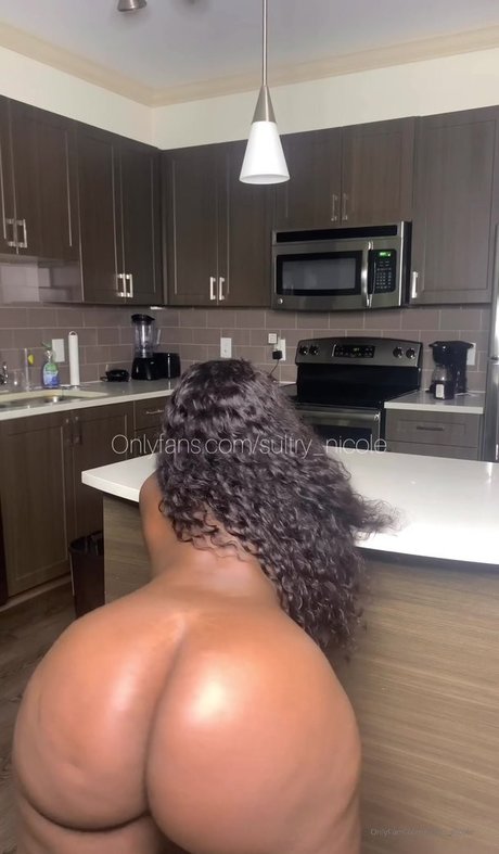 Sultry nicole free star pic