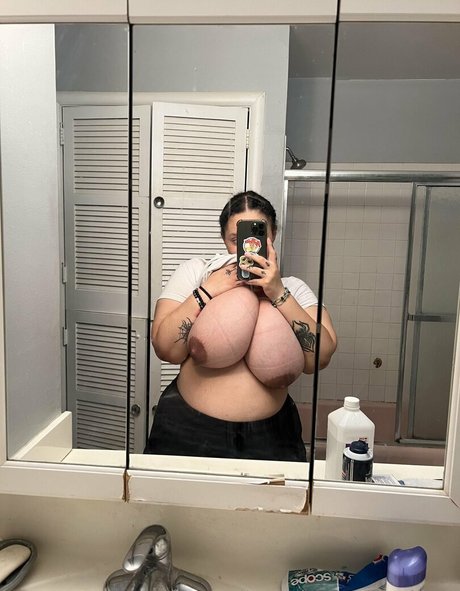 Glitchmaiden pornstar naked picture