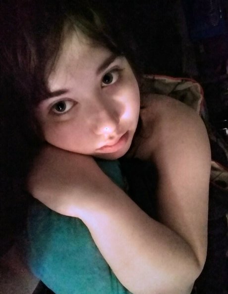 blabbercat model beautiful pic