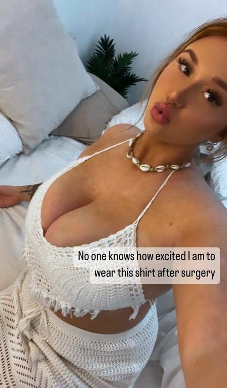 Hayley Aurisch xxx actress pics