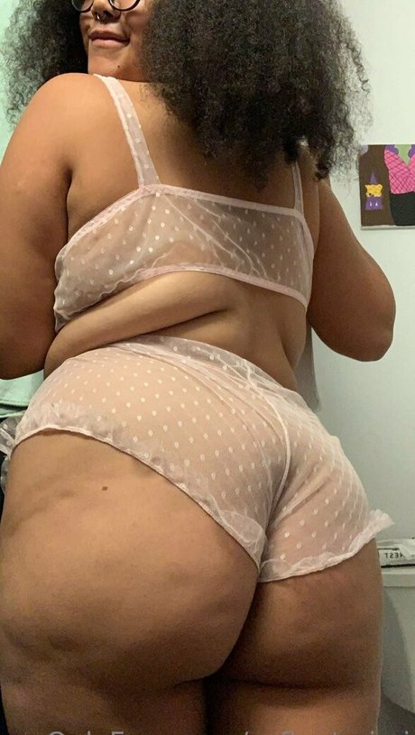 softestmimi hot star pics