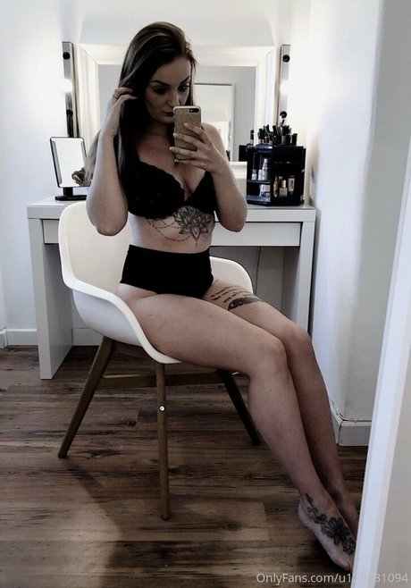 salinaqfree pornographic actress pictures