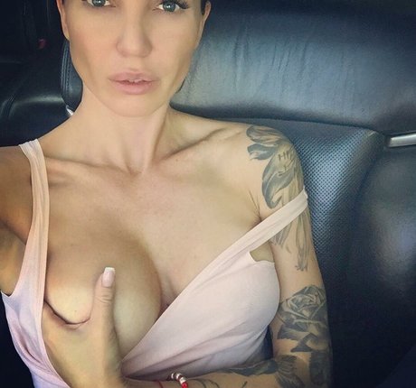 Svetlana Lavrikova pornstar photos