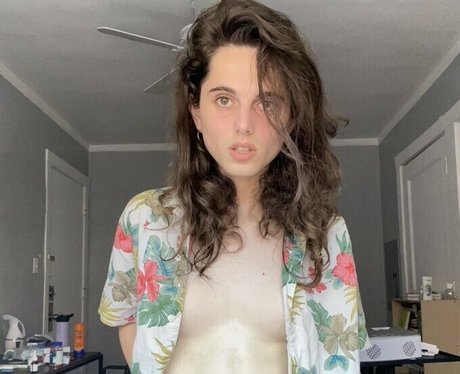 Helmet Girl best star pictures