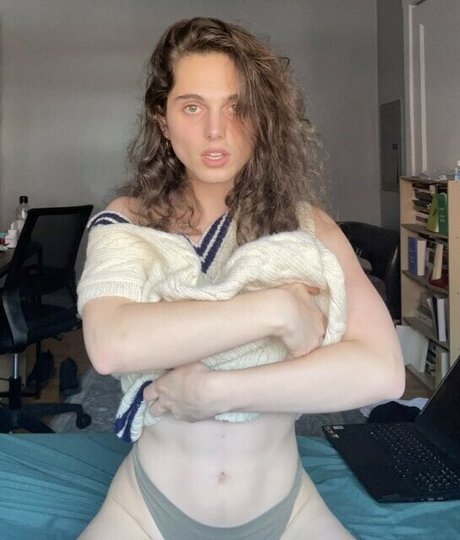 Helmet Girl star naked archive