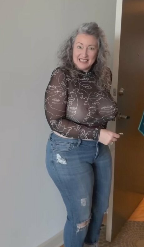 Moncheritime model sex pictures