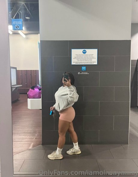 iamoliviayoung naked star image