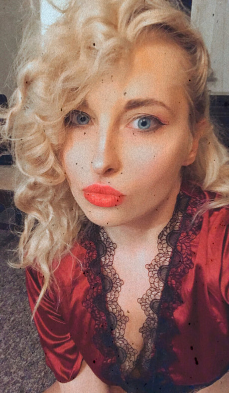 poeticminx high quality actress gallery