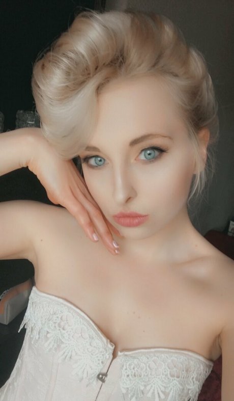 poeticminx pornstar nude pictures