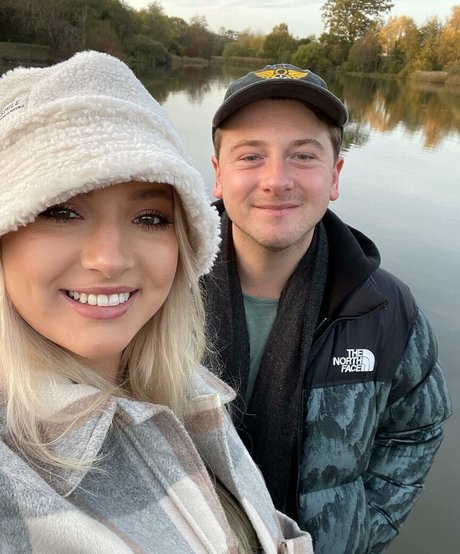 Shona Colson star hot images