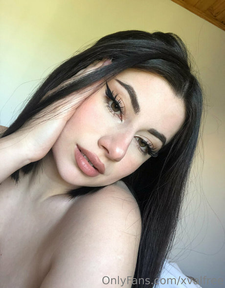 yourgirlfriendval pornstar beautiful image