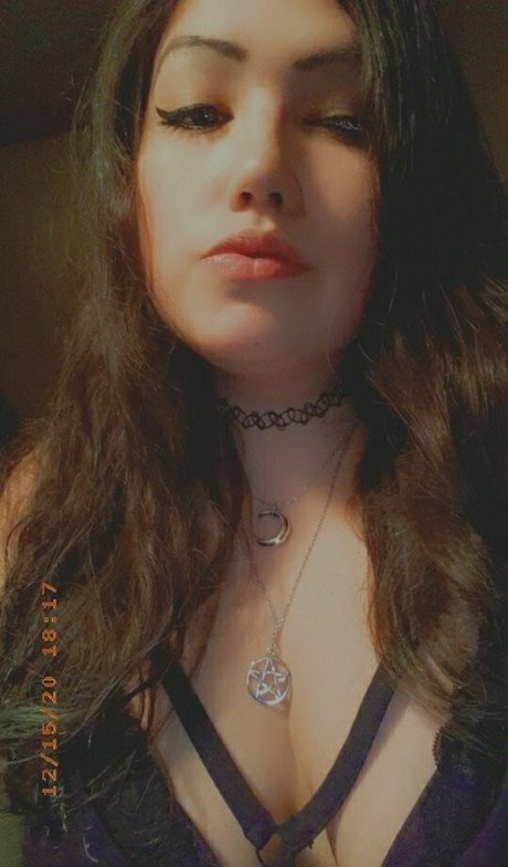 spacevvitch666 Profile pic