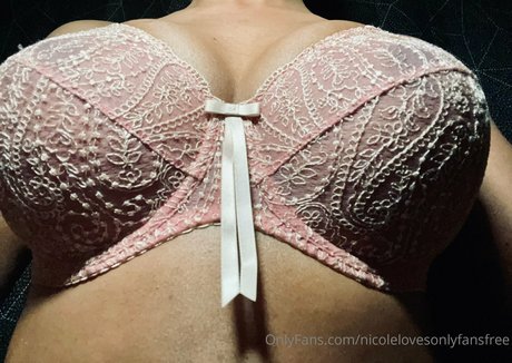 nicolelovesonlyfansfree actress picture