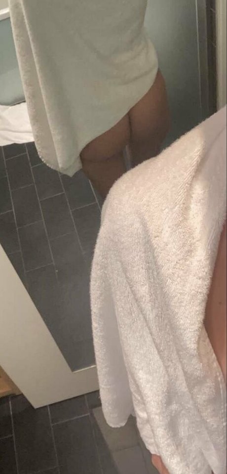 dkgirl95 pretty pornstar images