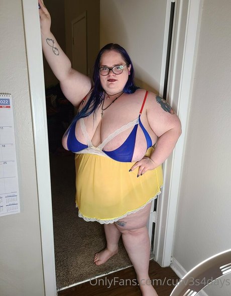 curv3s4days nude actress pics