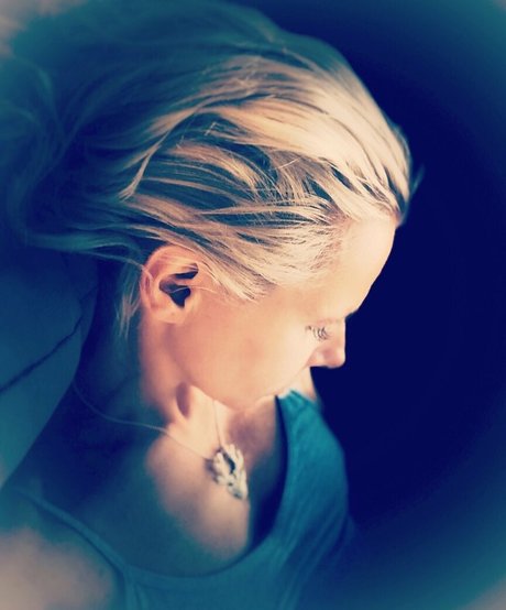 loveislove01 model nude gallery