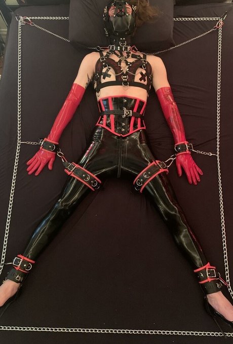 Janerose666 erotic model archive