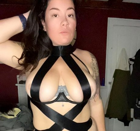 Cuntsuela adult star image