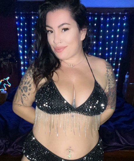 Cuntsuela best model images