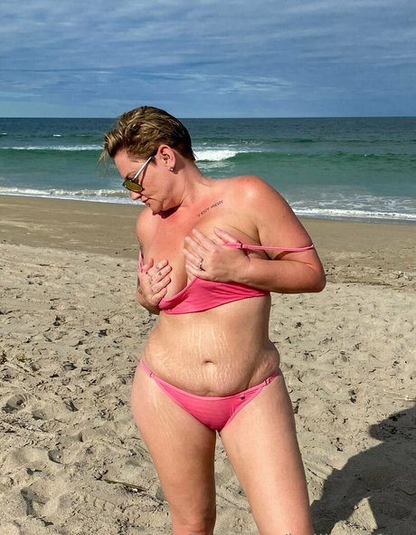 holliess1free adult actress archive